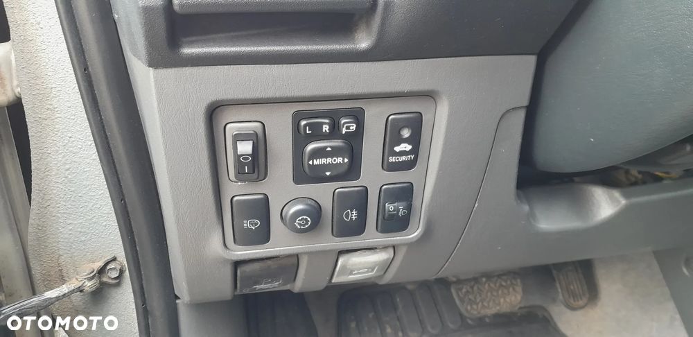 Toyota Hilux 3.0 D-4D SR5-X Platinium - 33