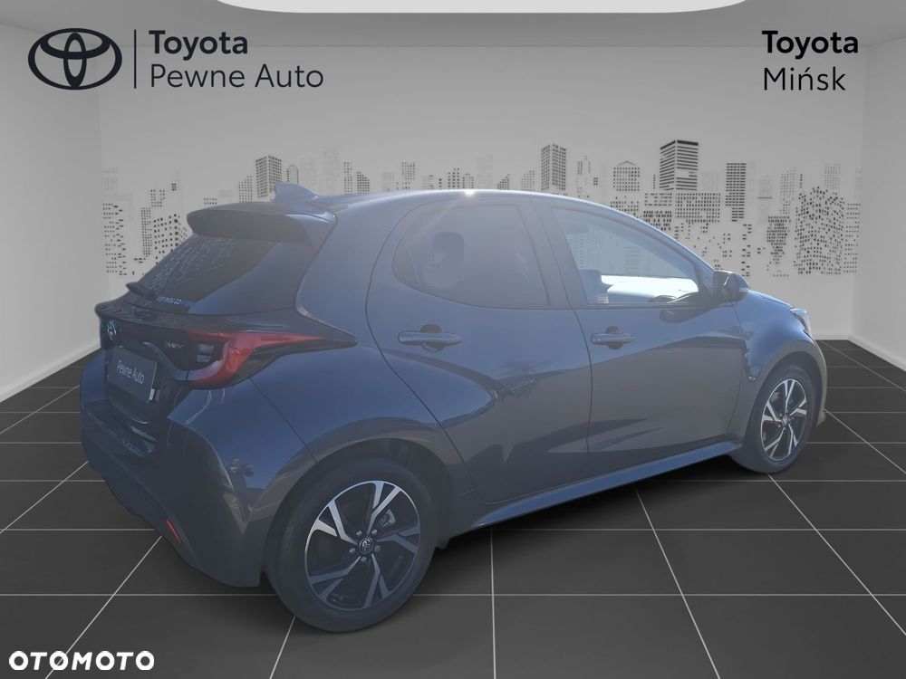 Toyota Yaris Hybrid 1.5 Style - 6