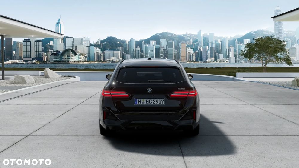BMW Seria 5 520i Touring - 6