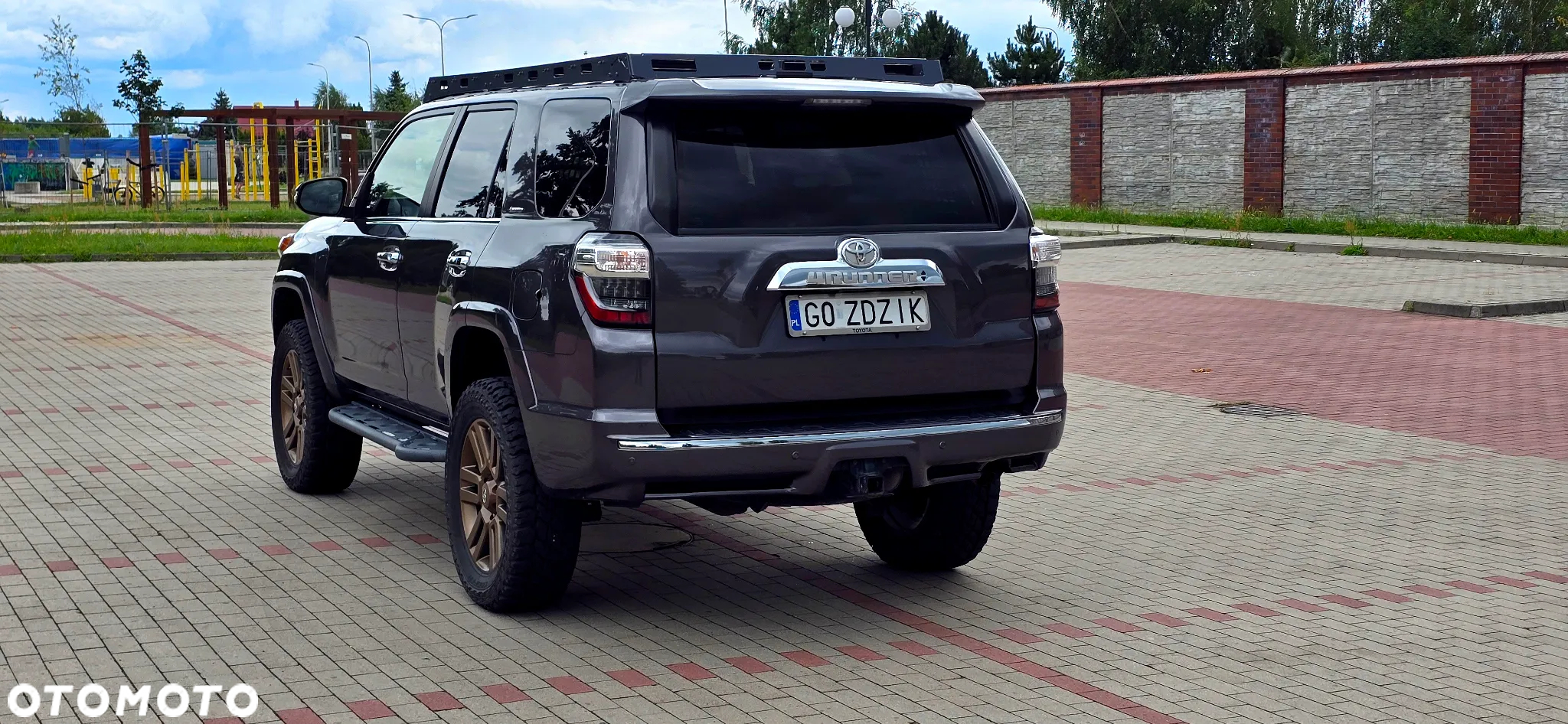Toyota 4-Runner - 11
