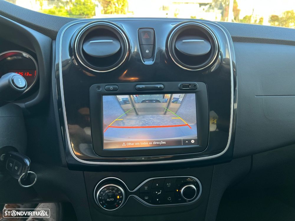 Dacia Sandero 0.9 TCe Stepway - 16