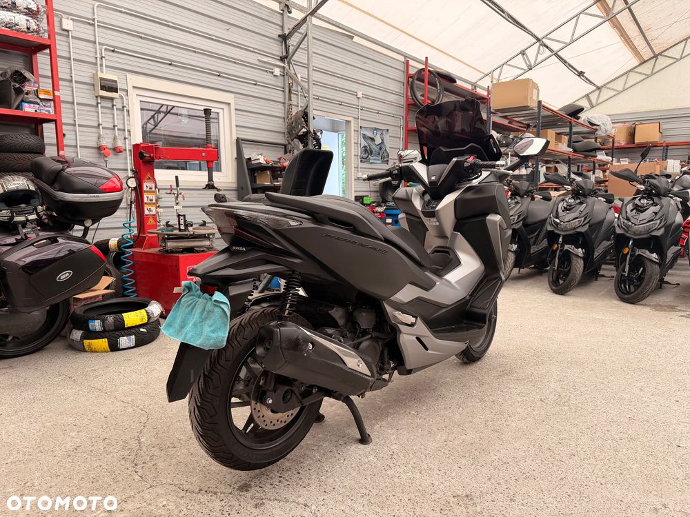 Honda NSS - 8