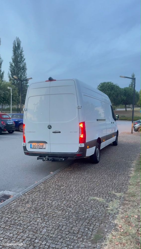 Mercedes-Benz Sprinter - 11