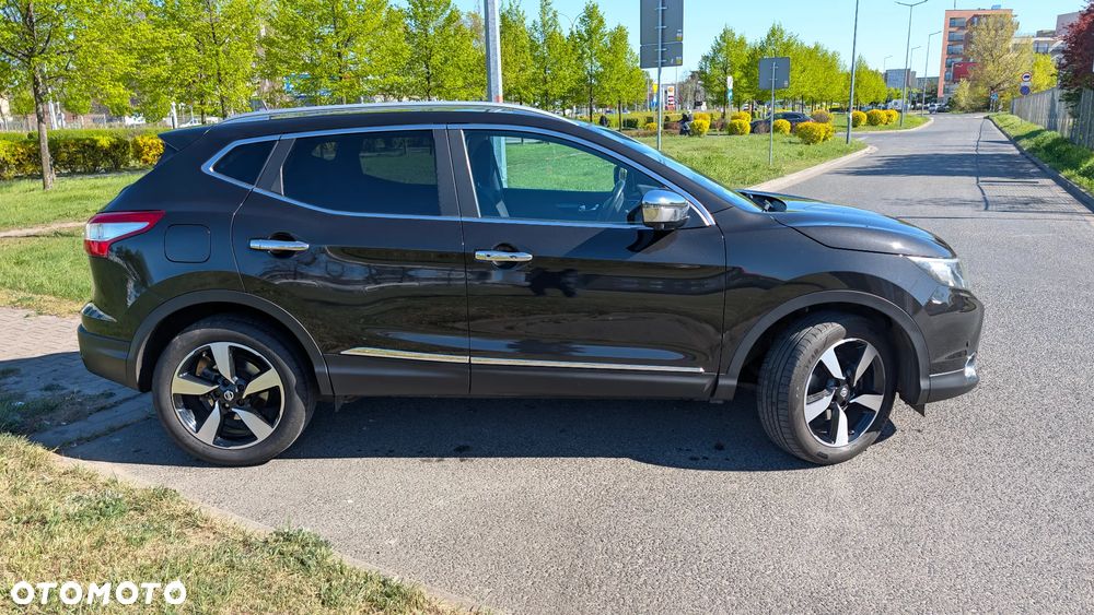 Nissan Qashqai 1.6 DCi N-Connecta EU6 - 3