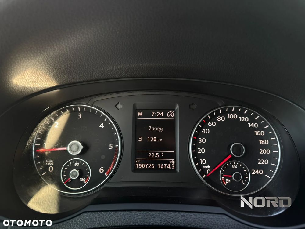 Volkswagen Sharan 2.0 TDI DSG (BlueMotion Technology) Highline - 29