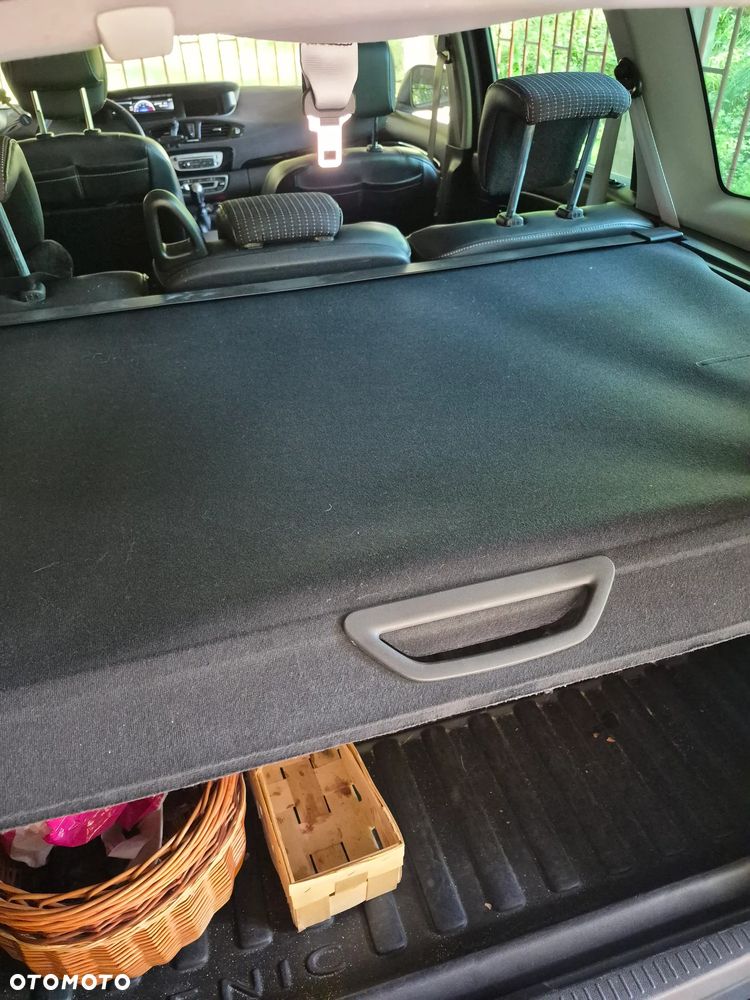 Renault Scenic 2.0 dCi Bose - 7