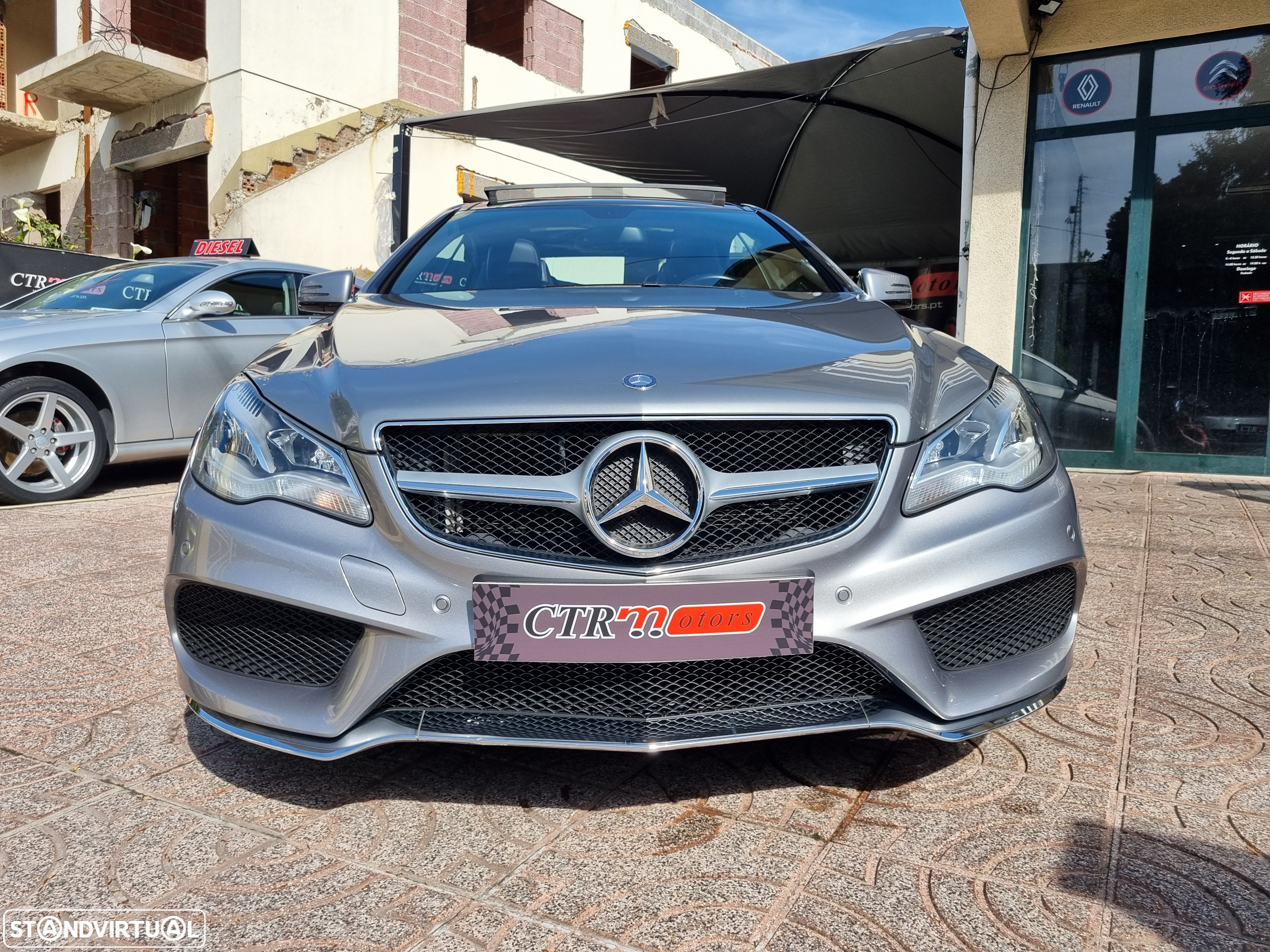 Mercedes-Benz E 220 CDI DPF Coupe BlueEFFICIENCY 7G-TRONIC Avantgarde - 2