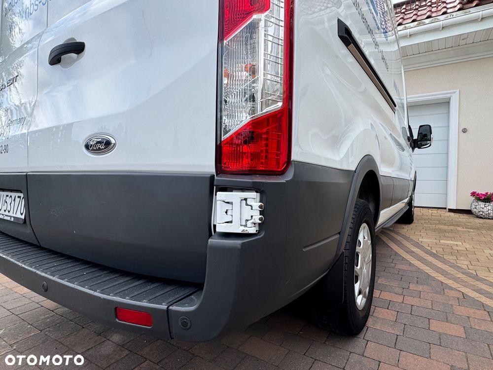 Ford Transit - 13