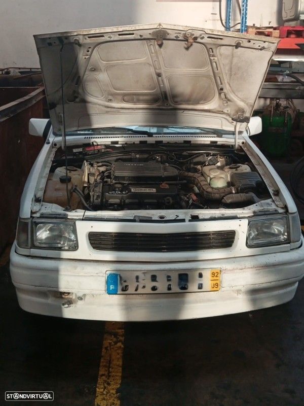 Para Peças Opel Corsa A - 1