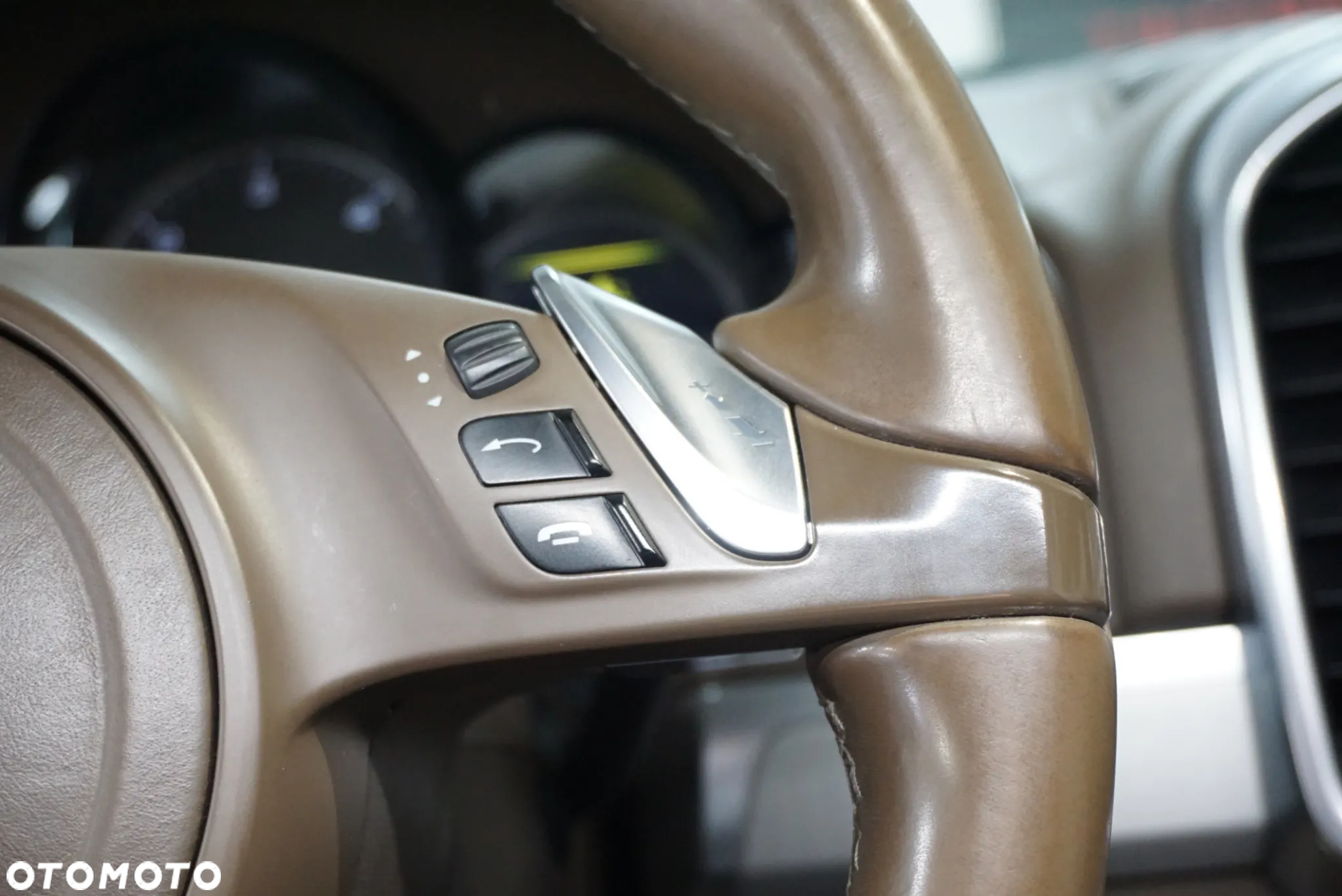 Porsche Cayenne Diesel Platinum Edition - 32