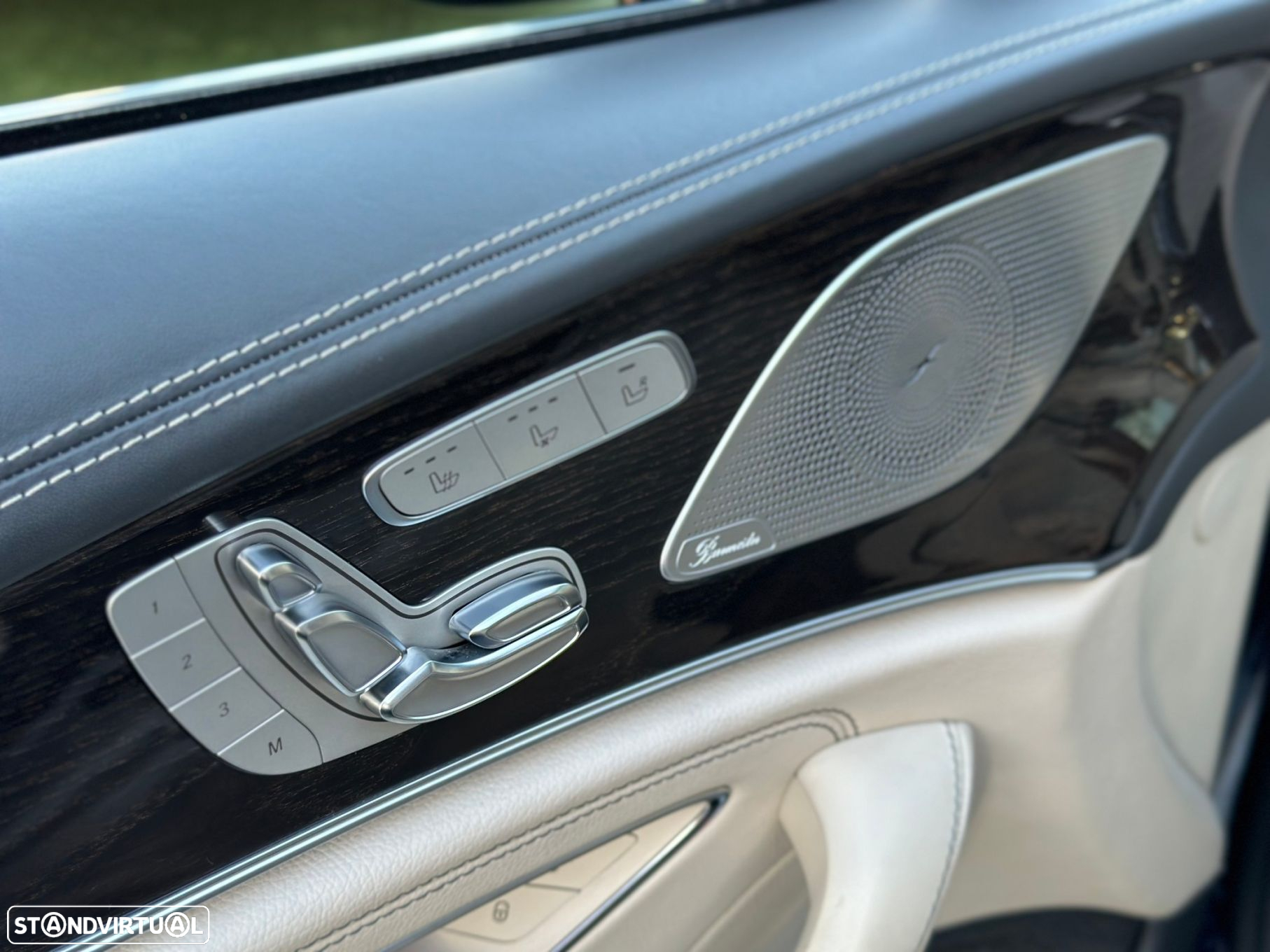 Mercedes-Benz CLS 350 d 4Matic AMG Line - 13