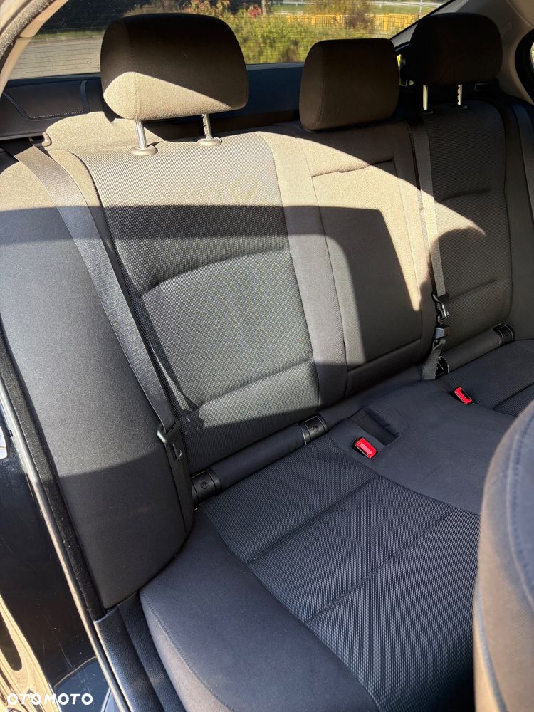 BMW Seria 5 - 28
