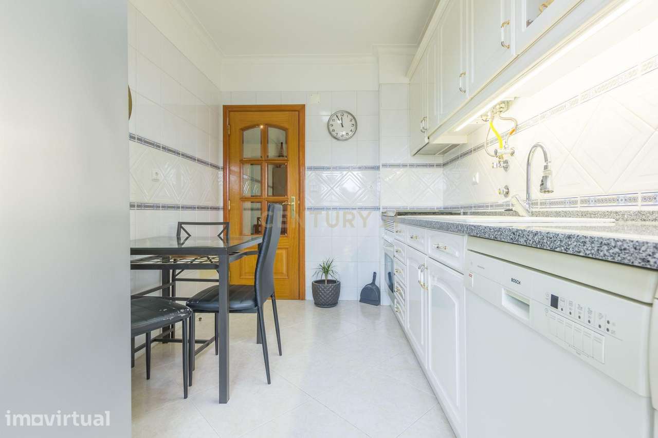 Apartamento T2 em Montijo com Varanda e Boa Exposição Solar - Grande imagem: 3/20