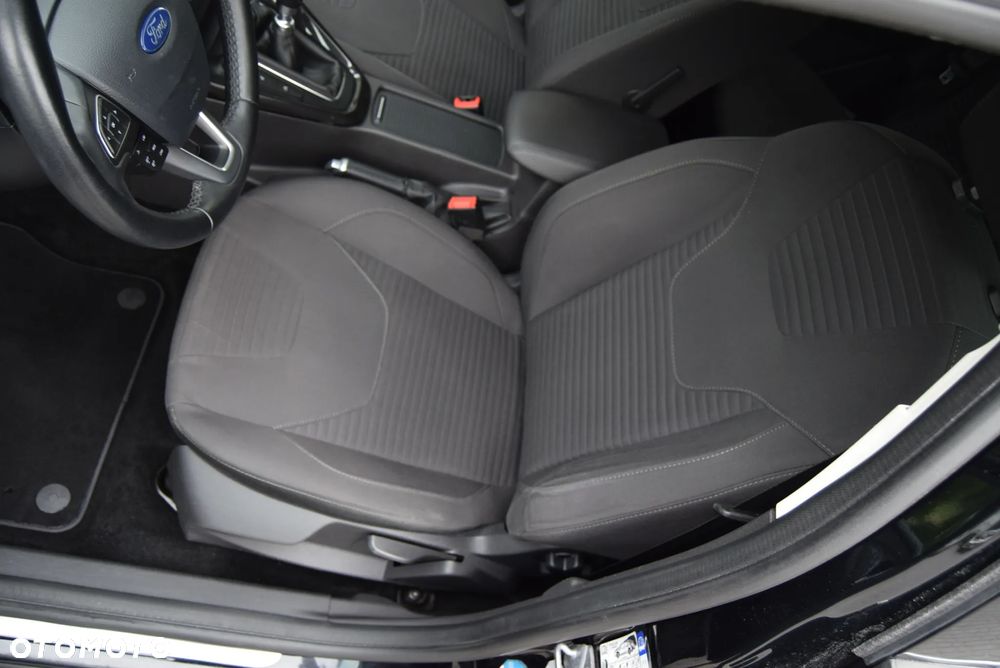 Ford Focus 1.0 EcoBoost Titanium - 13