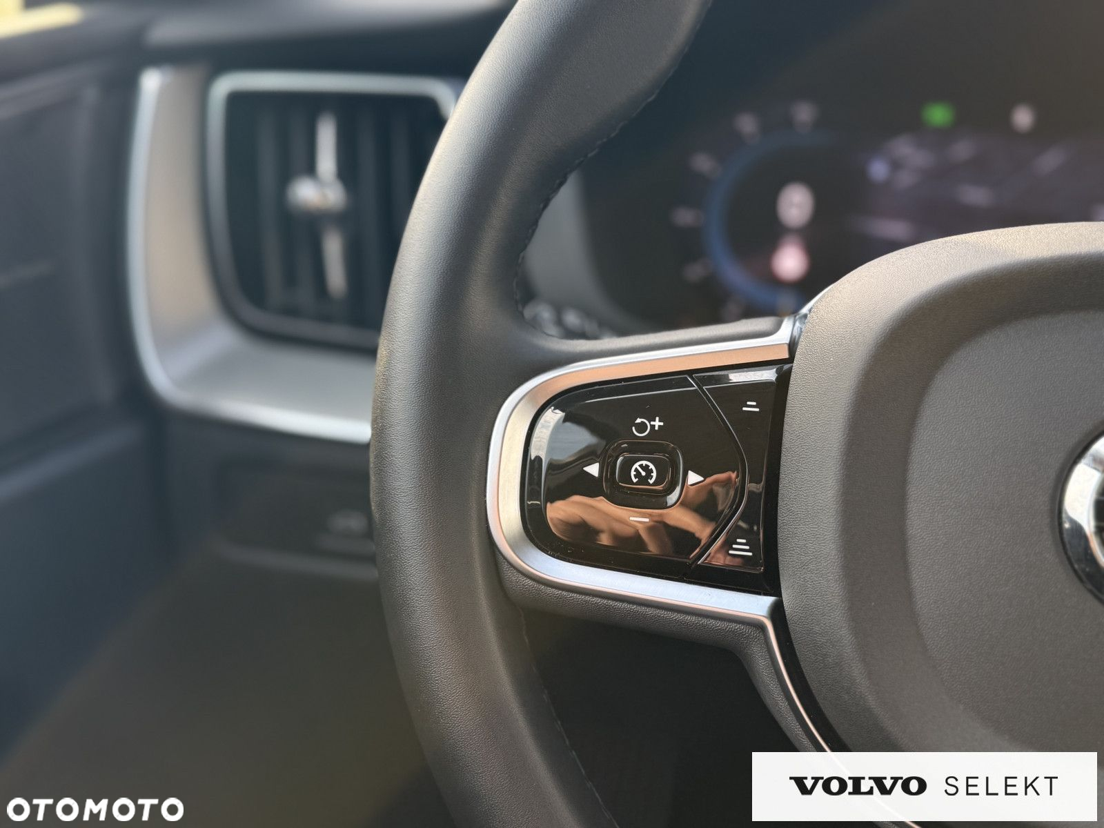 Volvo XC 60 - 8