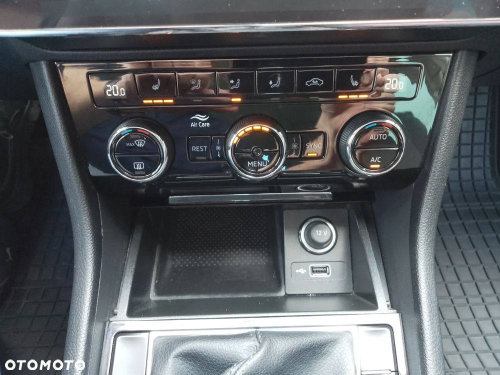 Skoda Superb 1.5 TSI Ambition - 23