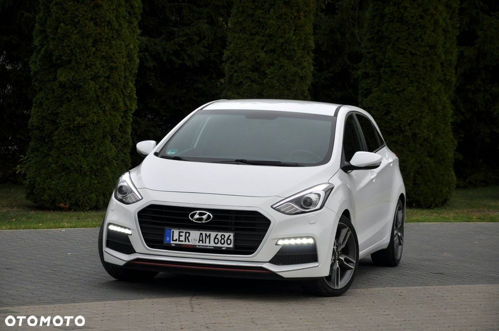 Hyundai i30 1.6 GDI Turbo Luxury - 8