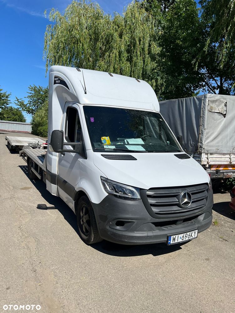 Mercedes-Benz Sprinter 319 - 1