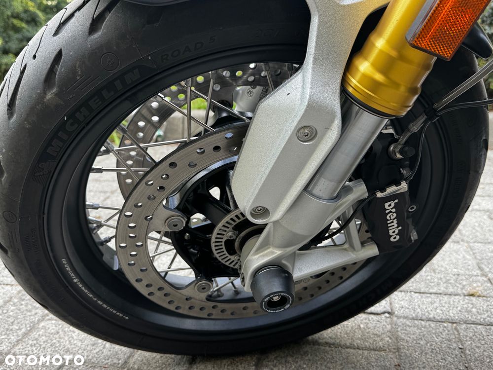 BMW R - 10