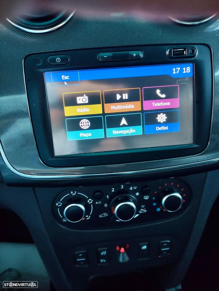 Dacia Logan MCV 0.9 TCe Stepway - 10