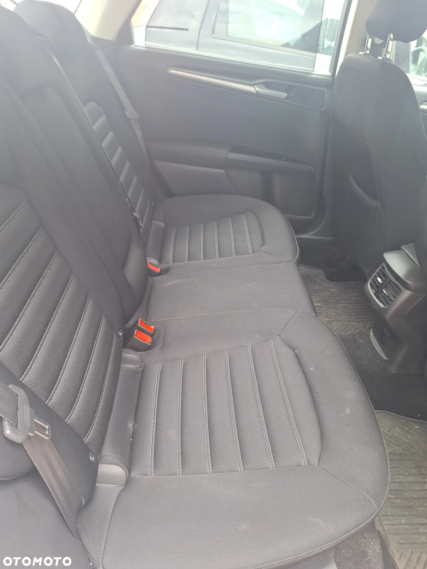 Ford Mondeo 1.5 EcoBoost Trend - 9