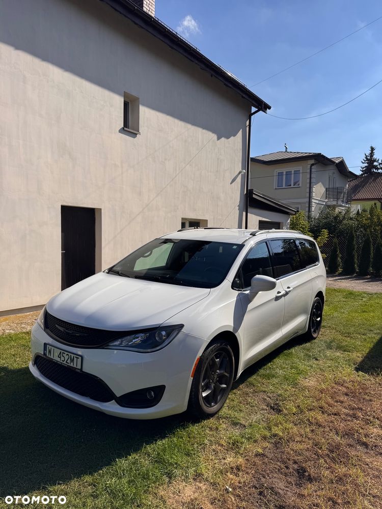 Chrysler Pacifica