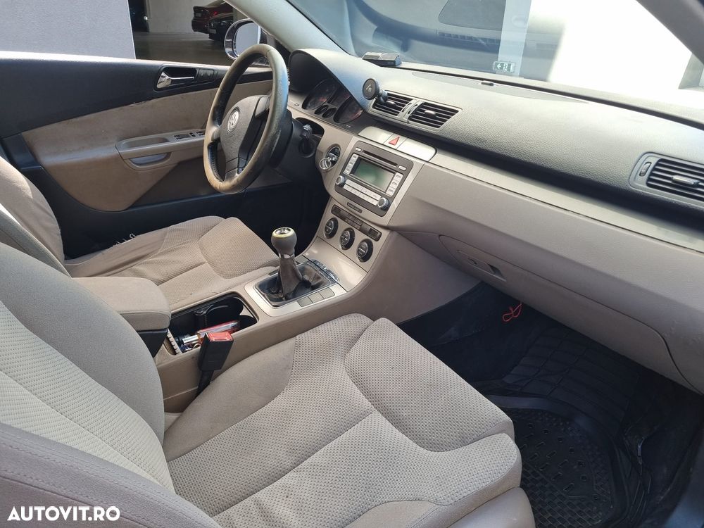 Volkswagen Passat - 7