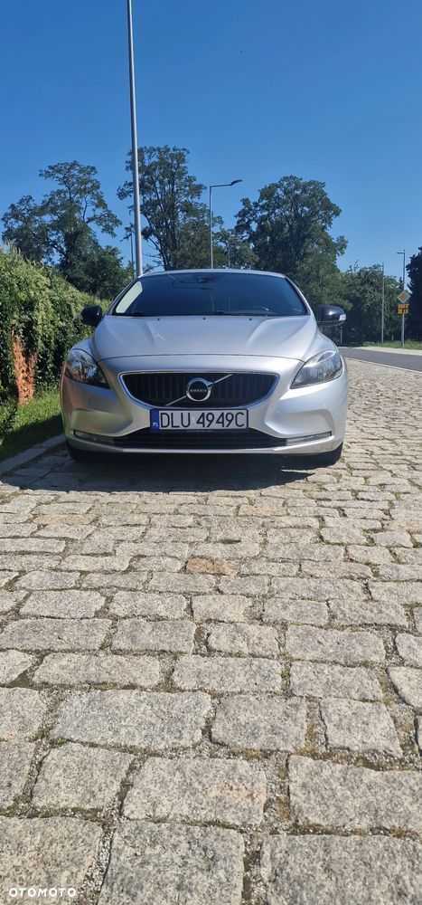 Volvo V40 D2 Drive-E Kinetic - 1