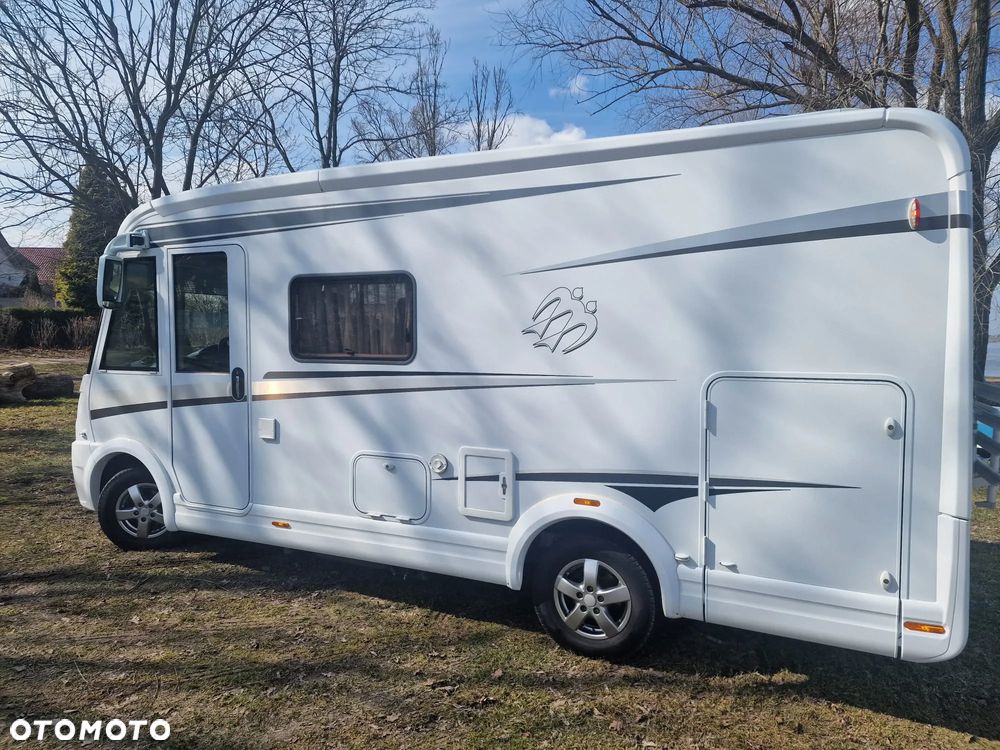 KNAUS Integra R18 - 1