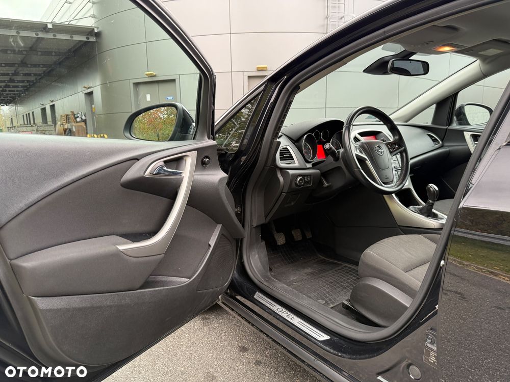 Opel Astra IV 1.6 T Enjoy - 14