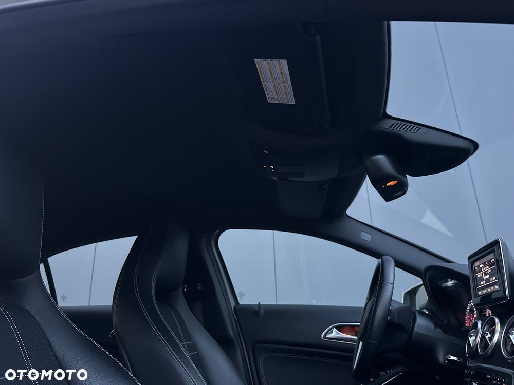 Mercedes-Benz Klasa A 180 (BlueEFFICIENCY) - 15