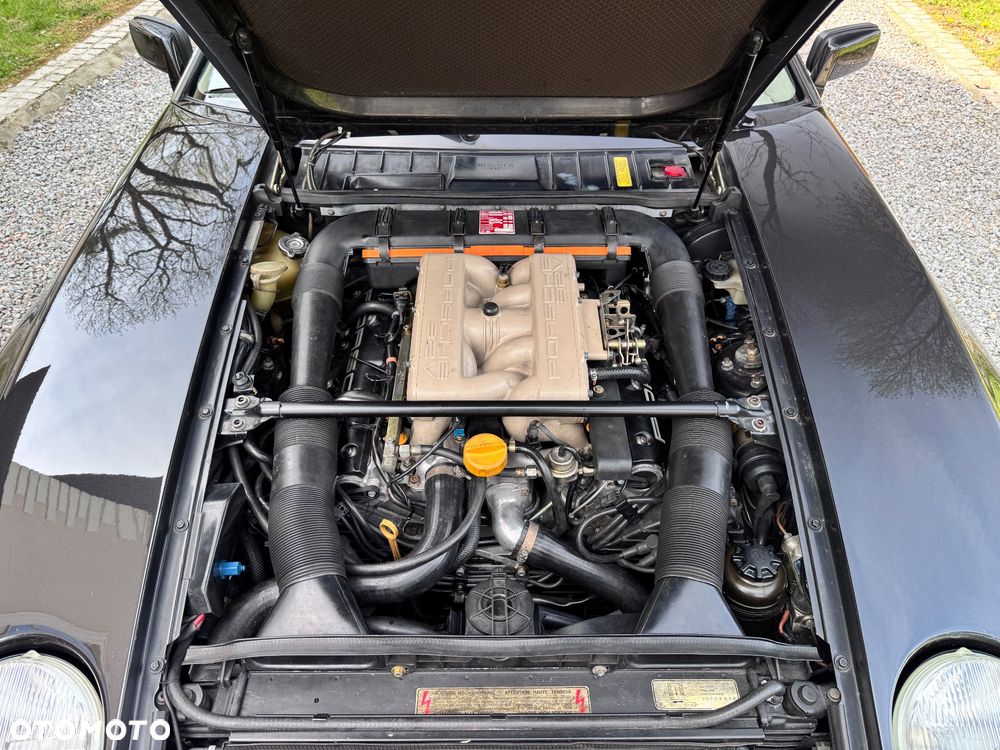 Porsche 928 - 37