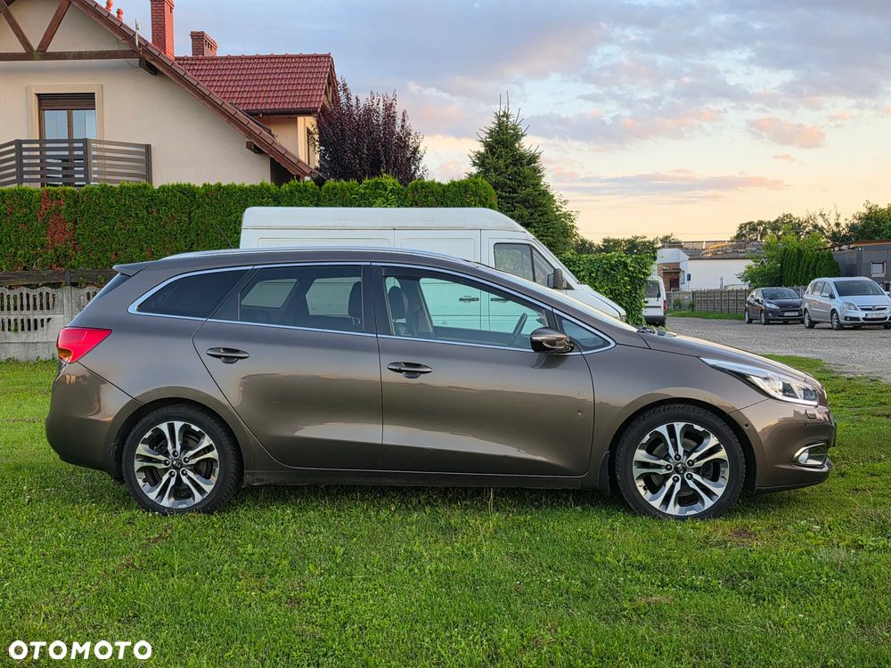 Kia Ceed 1.6 CRDi 128 Platinum Edition - 6