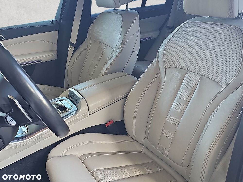 BMW X5 xDrive40d - 18