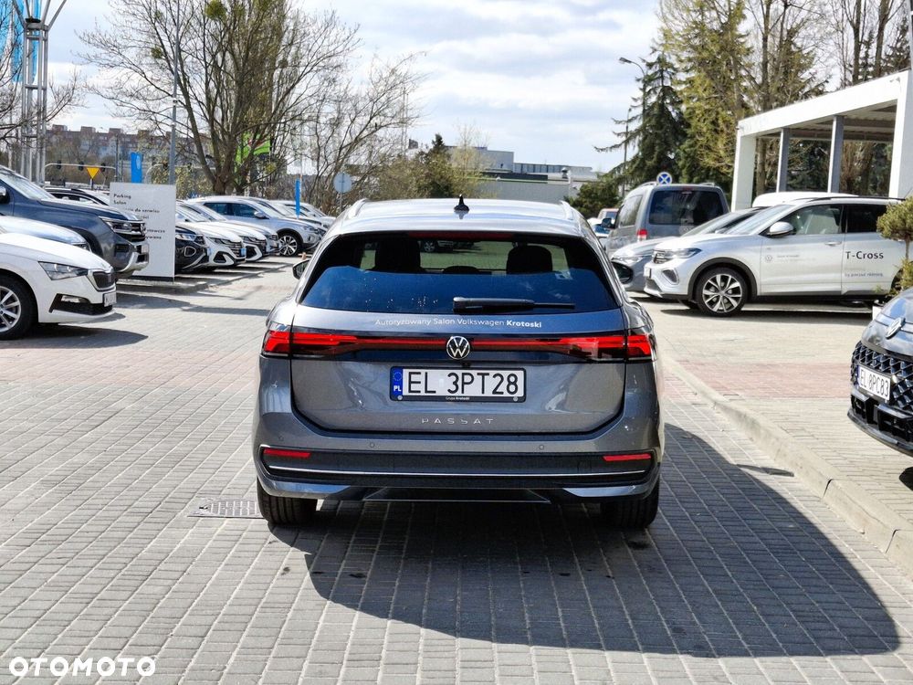 Volkswagen Passat - 8