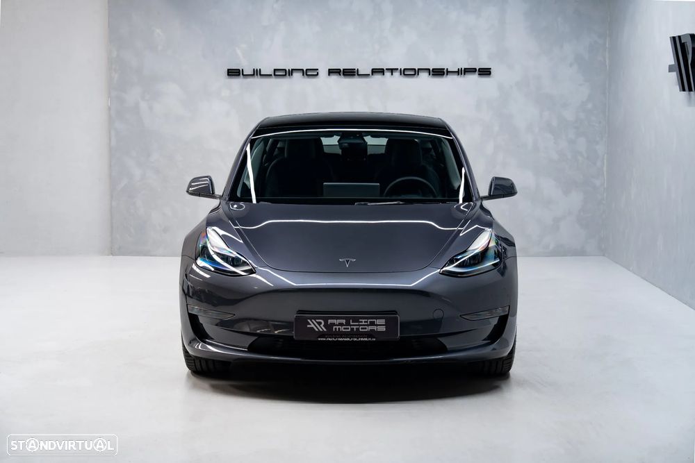 Tesla Model 3 Long Range Tração Traseira - 5