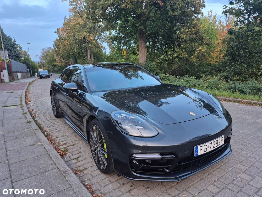 Porsche Panamera 2019 photo 2