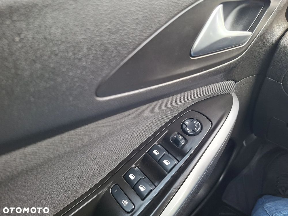 Opel Grandland X - 13