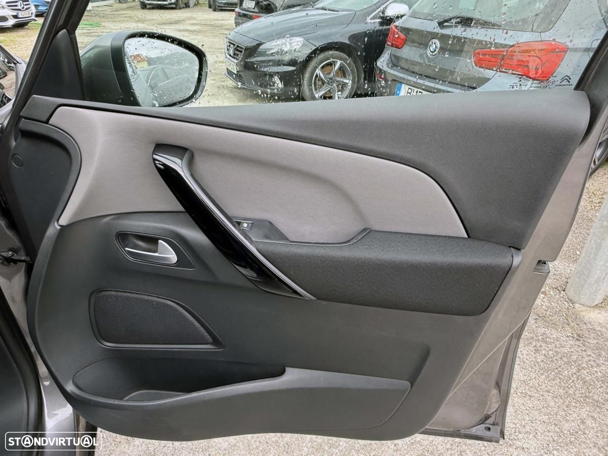 Citroën C4 Grand Picasso 1.6 BlueHDi Intensive - 26