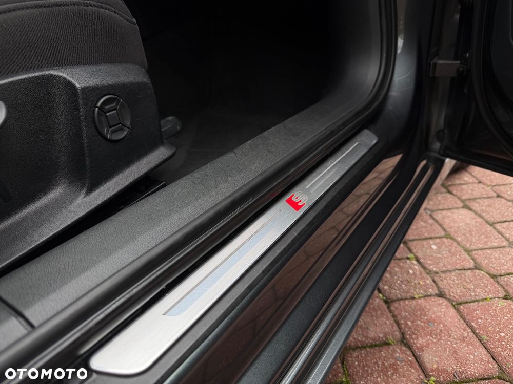 Audi A6 Avant - 14