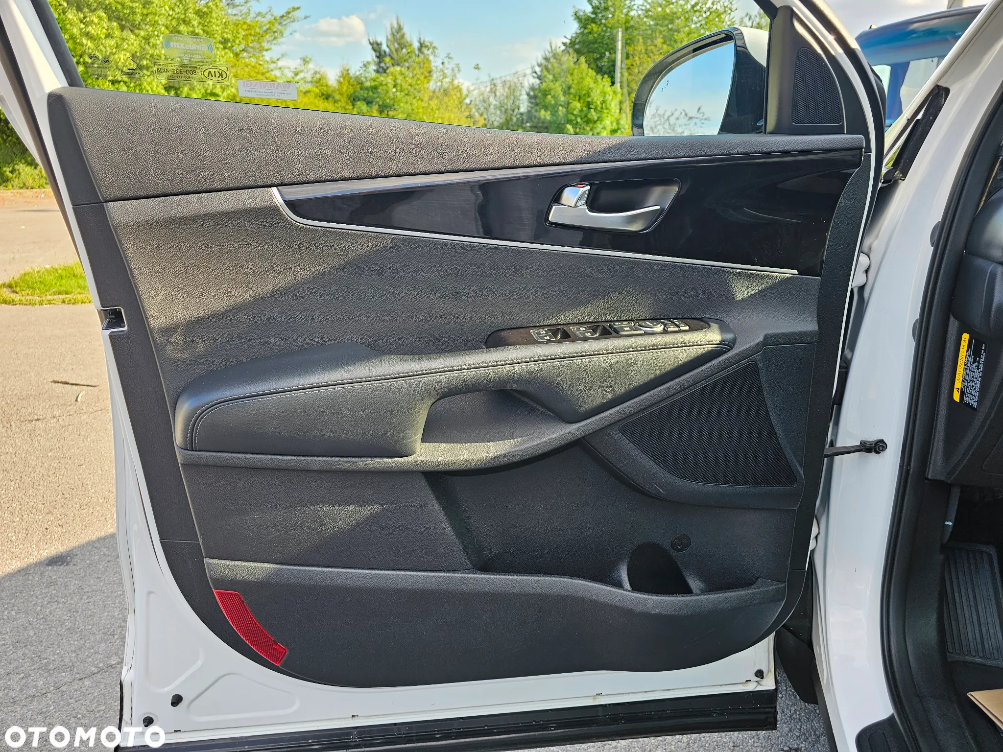 Kia Sorento - 33