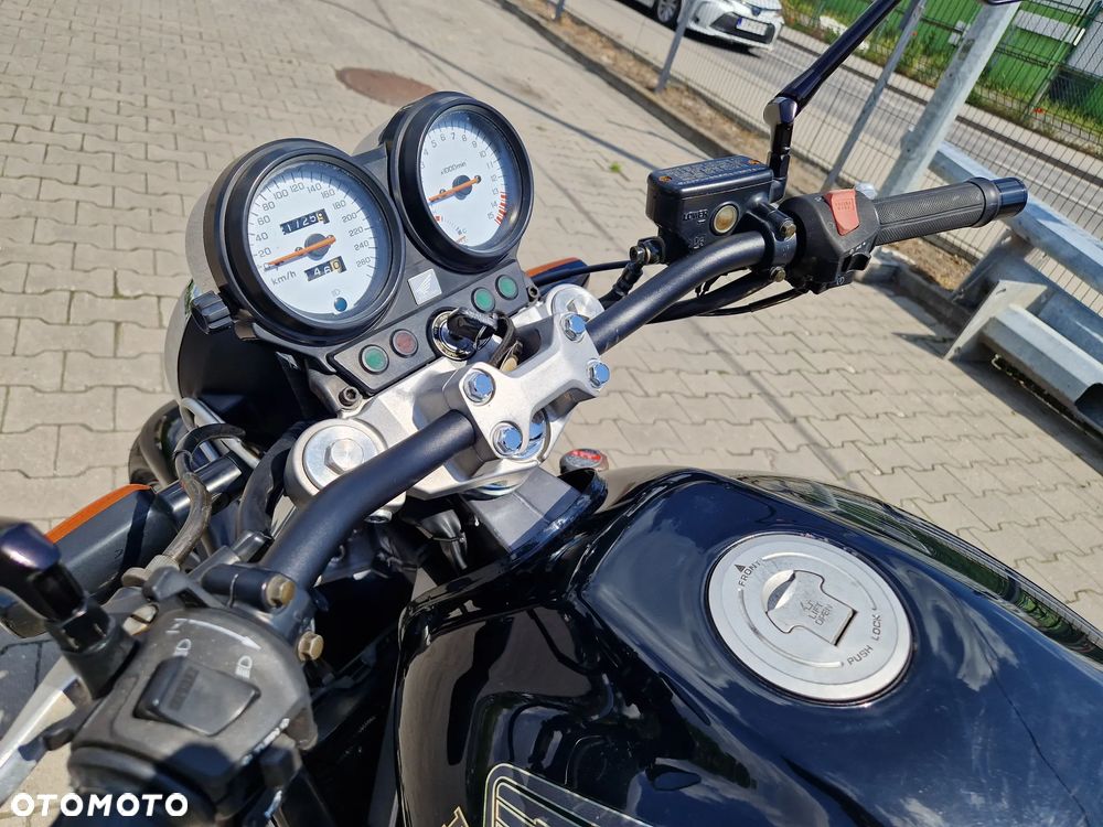 Honda Hornet - 7
