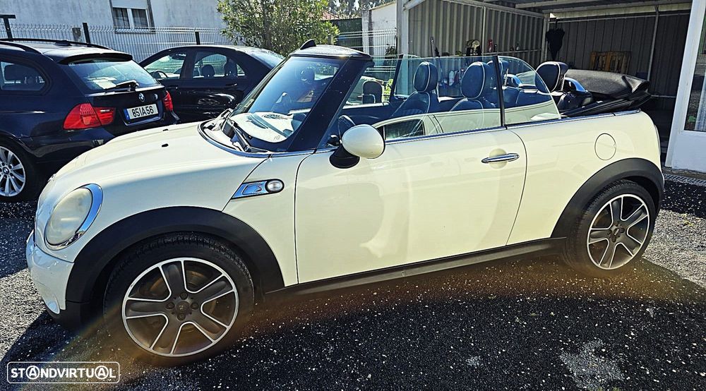 MINI Cabrio Cooper S - 11
