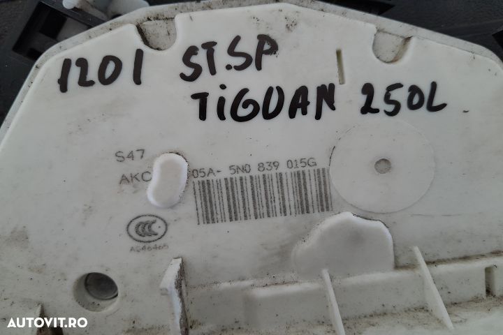 Broasca usa spate stanga 5N0839015G 5N0839015G Volkswagen VW Tiguan 1 - 3