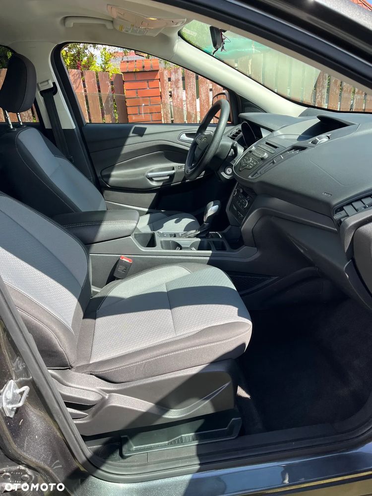 Ford Kuga - 18