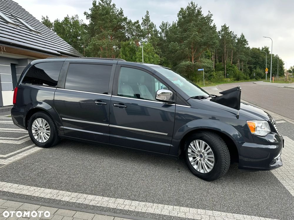 Lancia Voyager 2.8 Multijet 16v S - 3