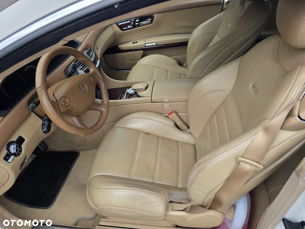 Mercedes-Benz CL 63 AMG 7G-TRONIC - 15