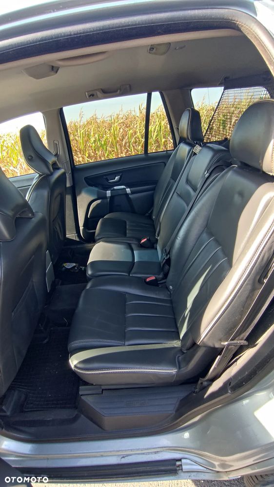 Volvo XC 90 D5 AWD Summum - 9