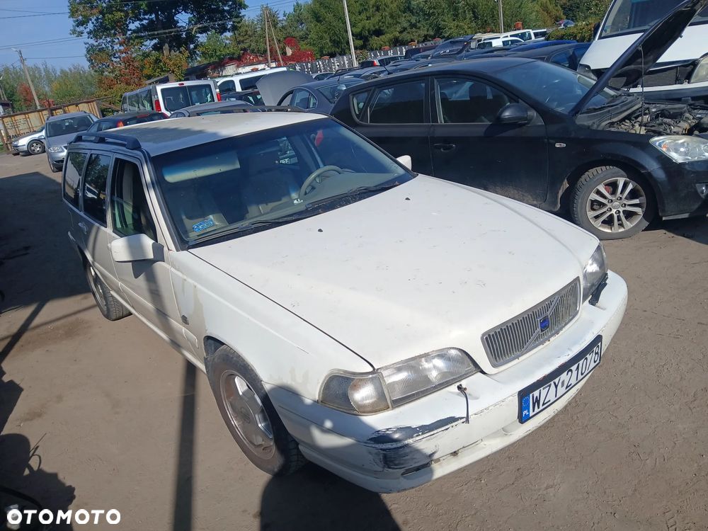 volvo 850 v70 I silnik 2.4 b5244s2 skrzynia sanki belka przód tył wahacz zacisk zwrotnica
