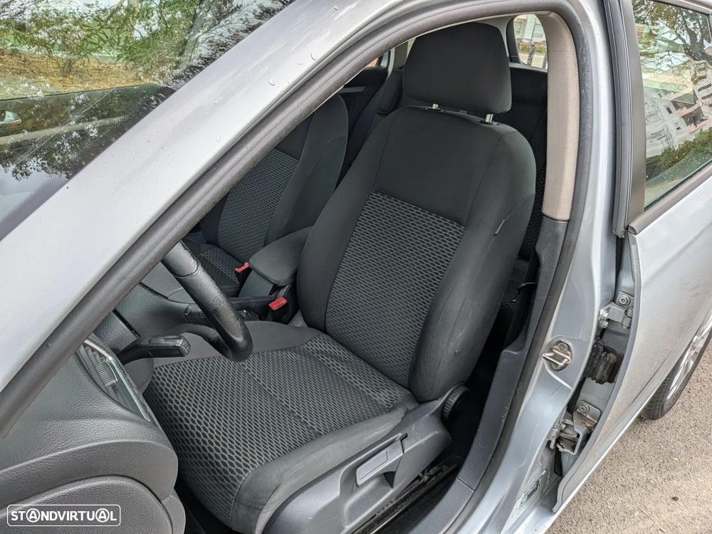 VW Golf 1.6 TDi Trendline - 5